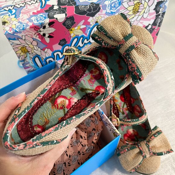 NIB Irregular Choice Mutiny Wedge Heels - Size EU 36 - Picture 4 of 6